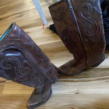 Corral Boots size 8 1/2 - image 1
