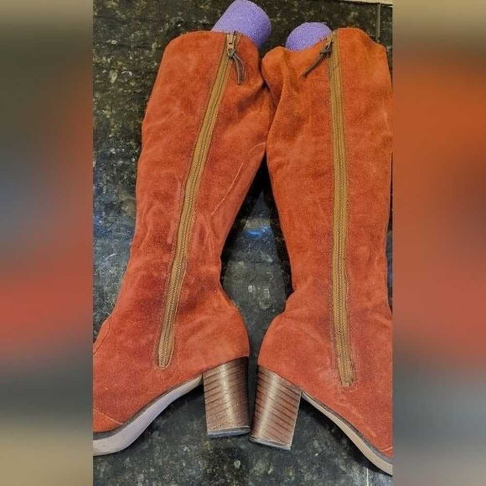 Vintage 1970s Tall Burnt Orange Suede Heeled Boot… - image 8