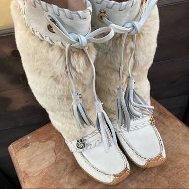 Incredible vintage Juicy Couture moccasin boots f… - image 1