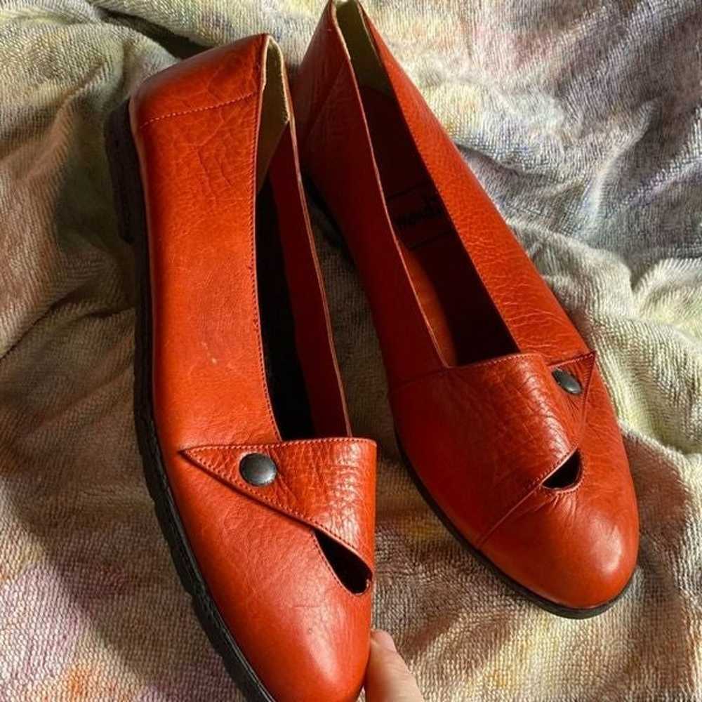 Vintage Mindi made in Italy leather slip on flats… - image 1