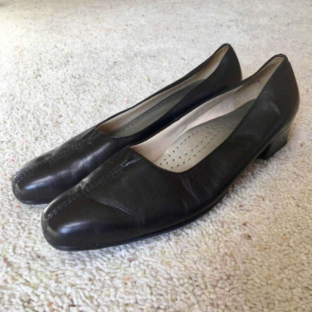 Vintage Ros Hommerson Leather Flat Shoes - image 5