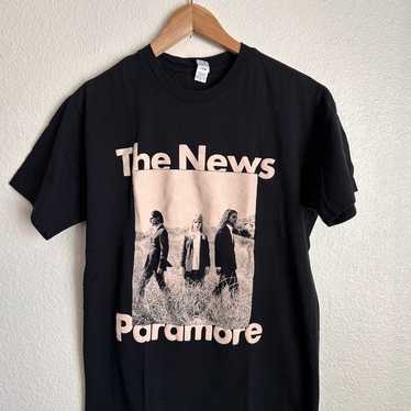 Paramore t-shirt size M