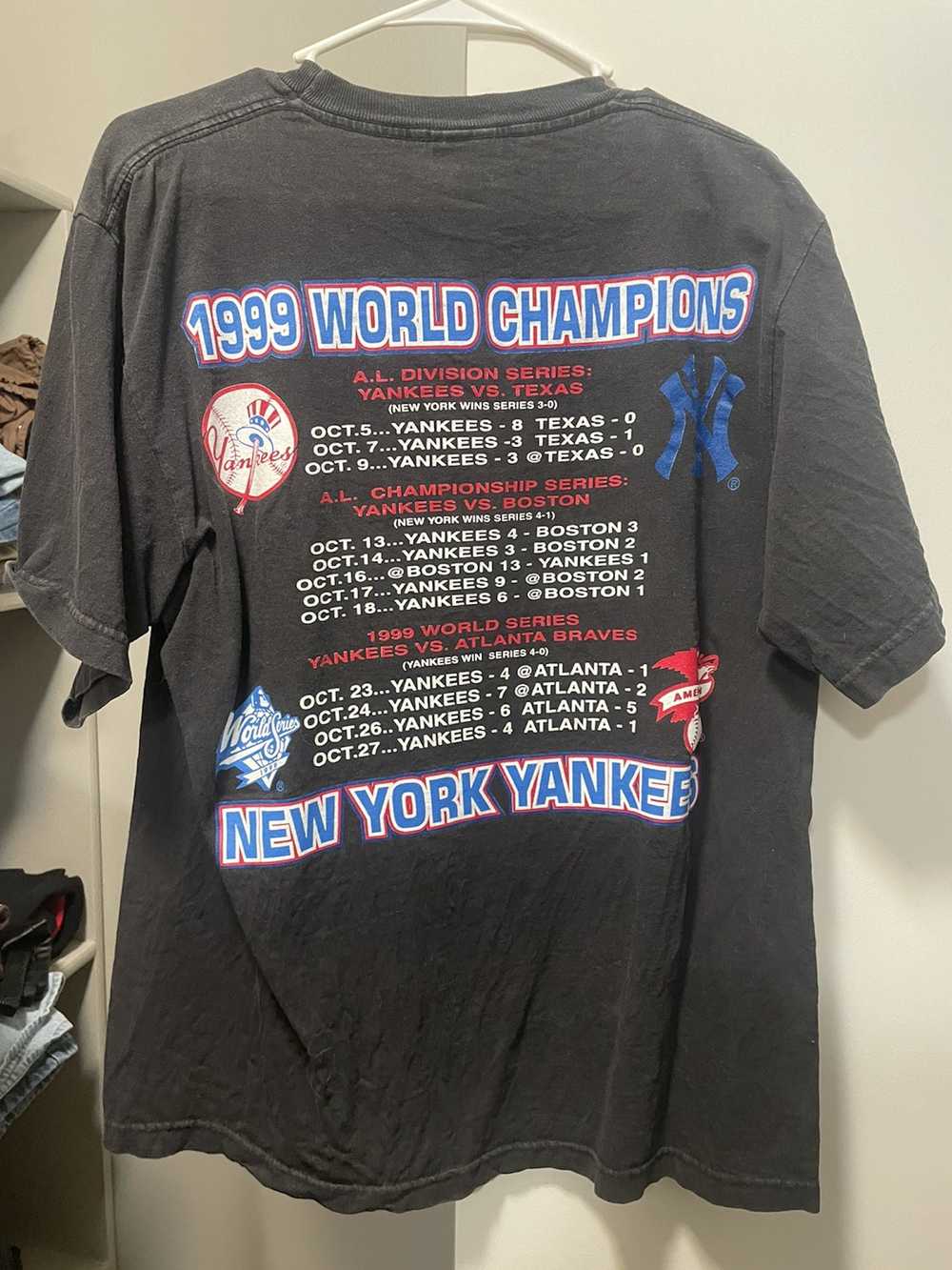 Vintage New York 1999 Yankees tee - image 2