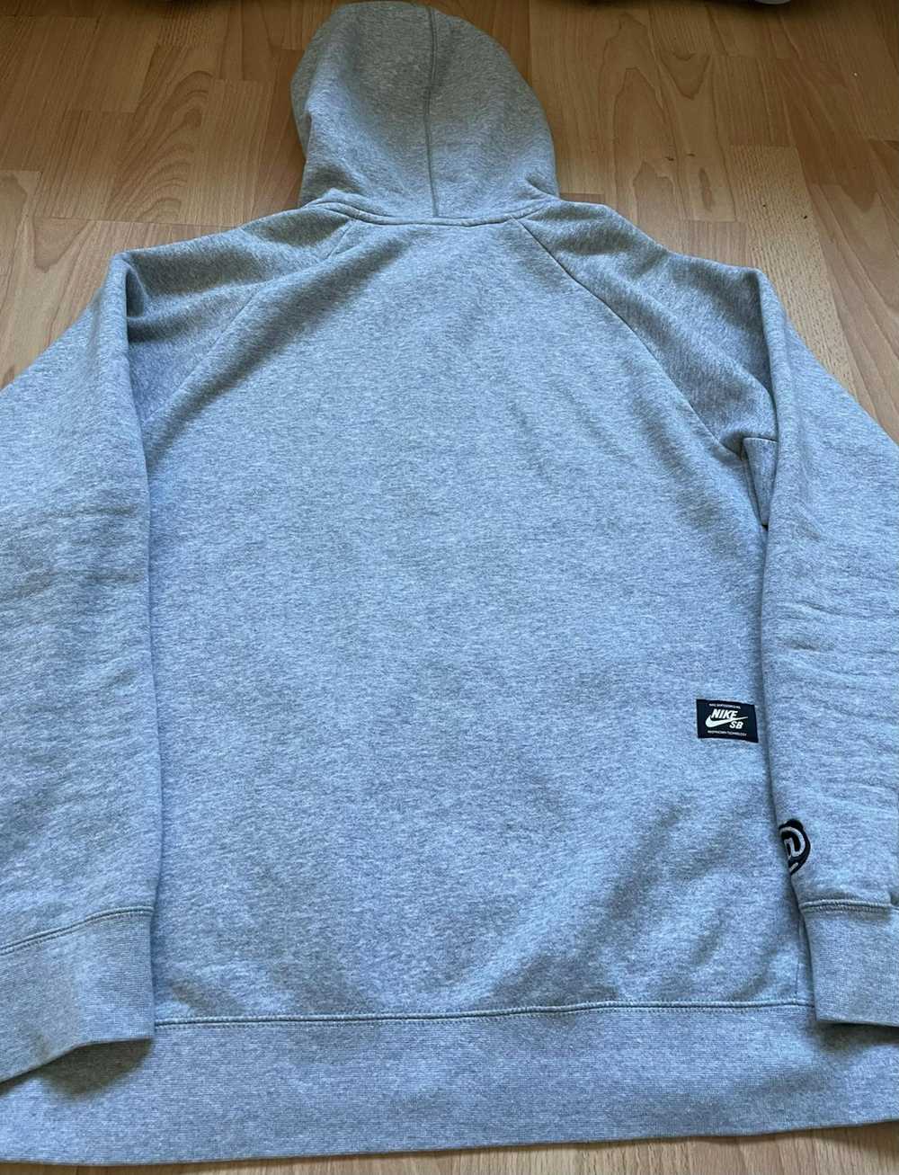 Nike Nike SB Medicom Hoodie Large Pullover Be@rbr… - image 12