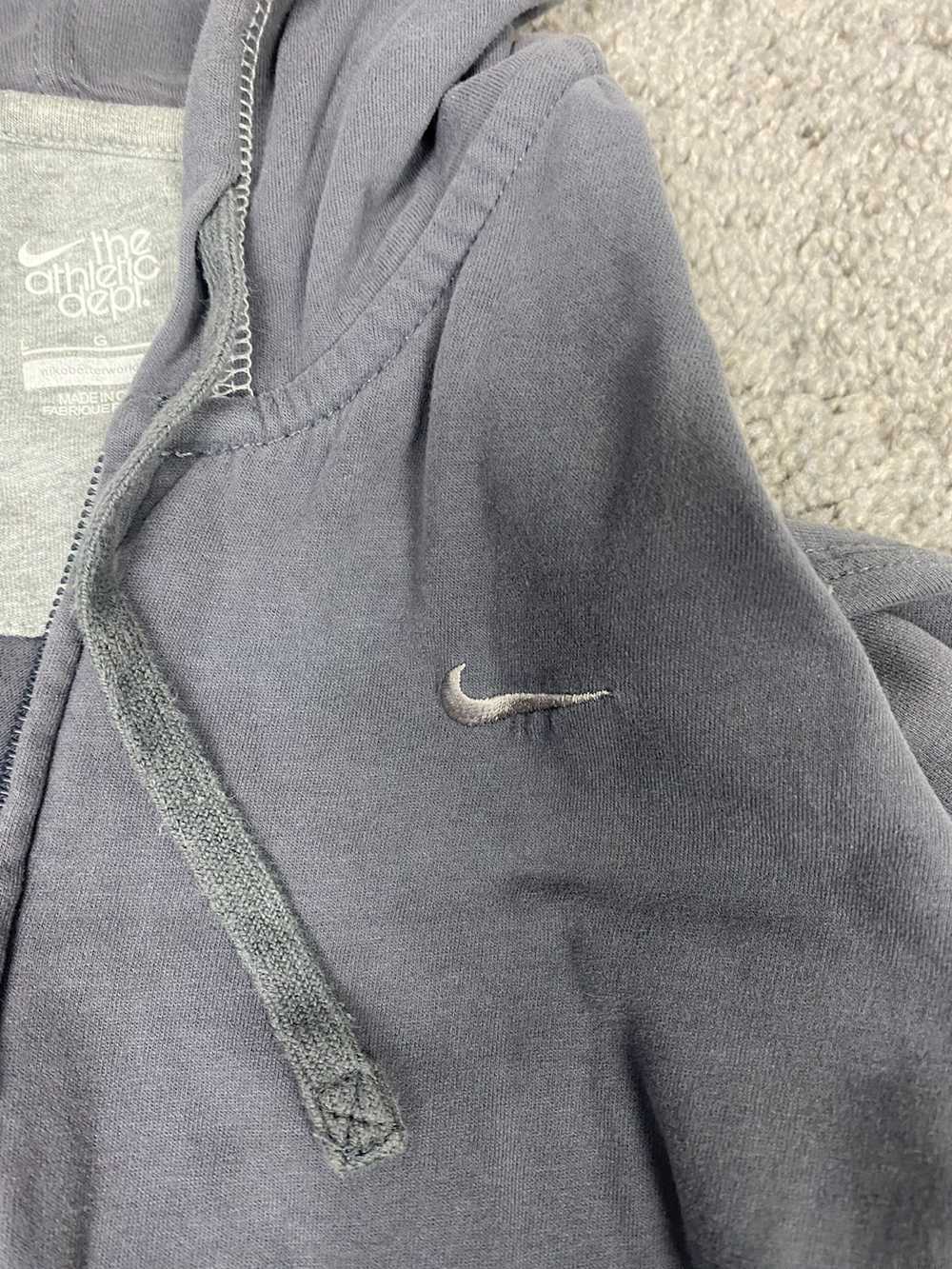 Nike × Streetwear × Vintage Y2k gray nike zip up - image 7
