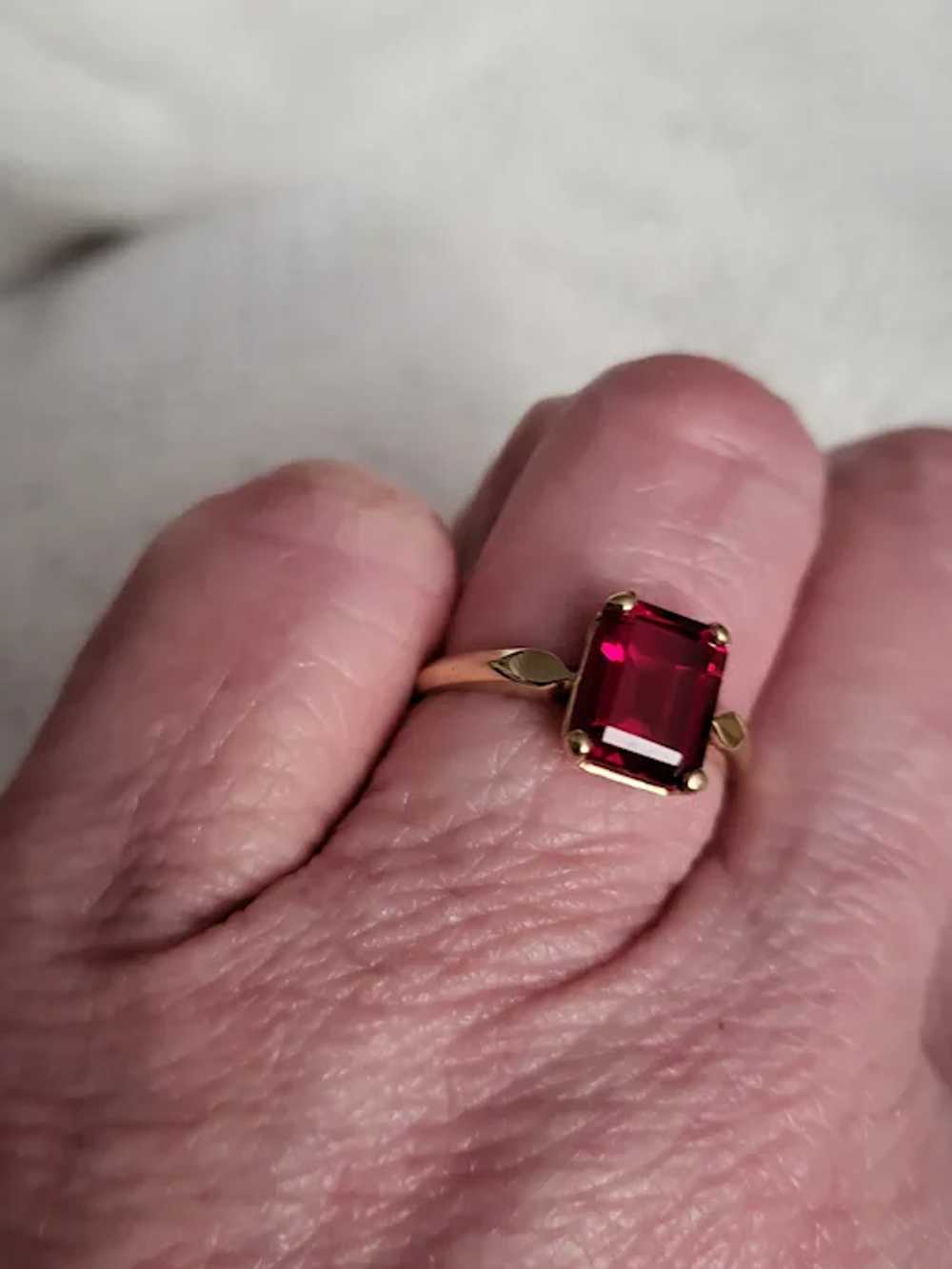 10K Gold Emerald Cut Ruby Ring 1.15CT Size 6.75 - image 7