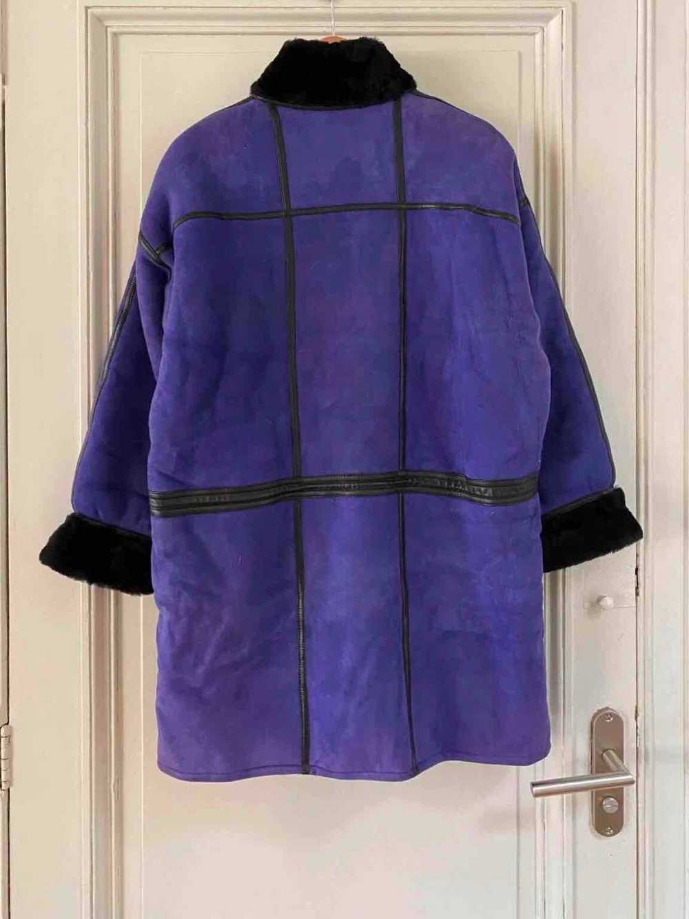 Shearling coat - Shearling in purple-blue shearli… - image 7