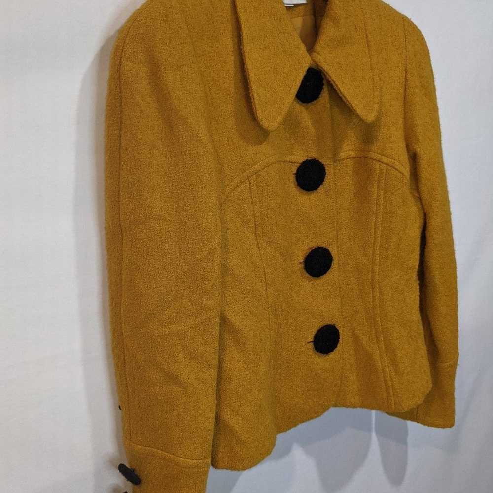Vintage Nipon Boutique Yellow Wool Blazer Size 6 - image 9