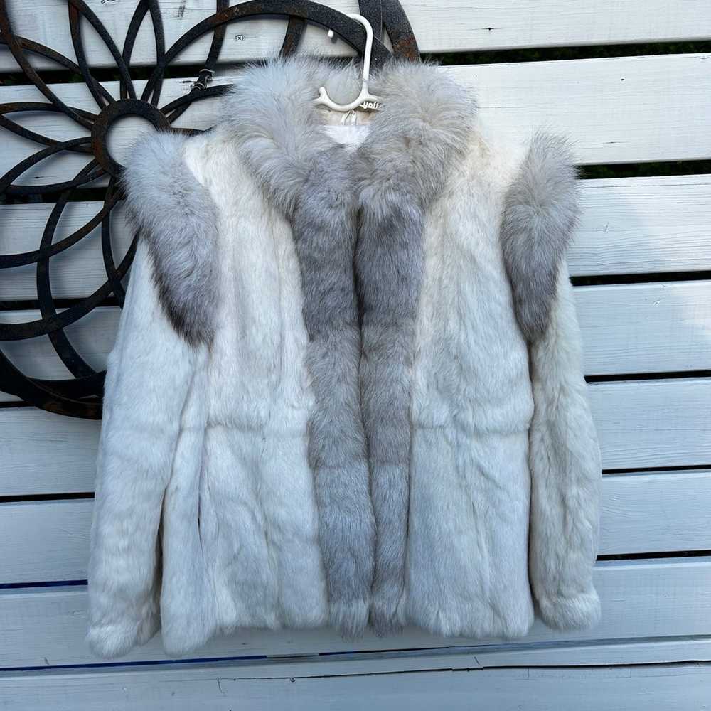 Real Fur Coat - image 2