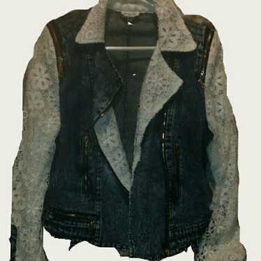 Vintage jean jacket with lace