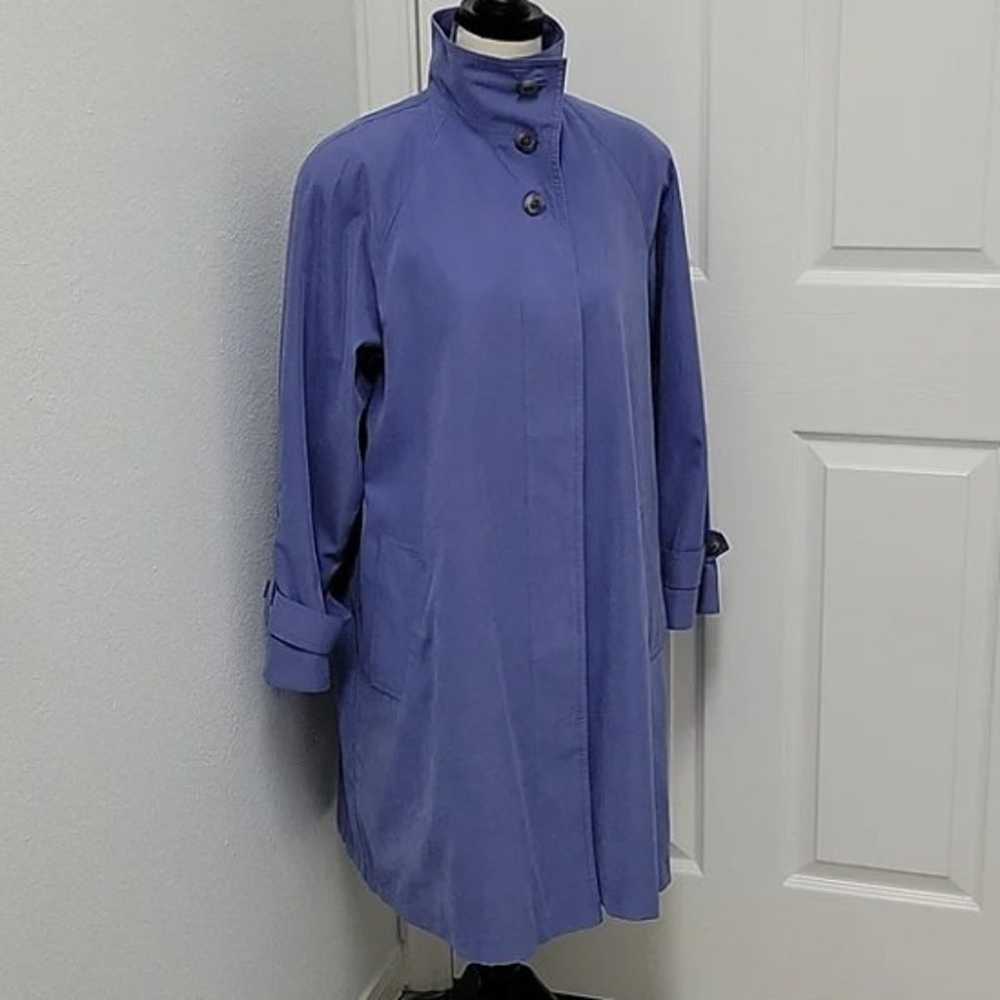 VTG Gallery Water Resistant Midweight Raincoat in… - image 4