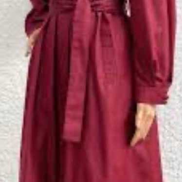Womens raincoat, Size 6 - image 1