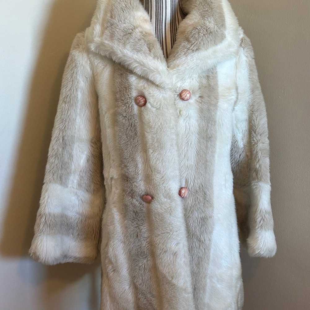 ILGWU Union Made fur coat - image 4