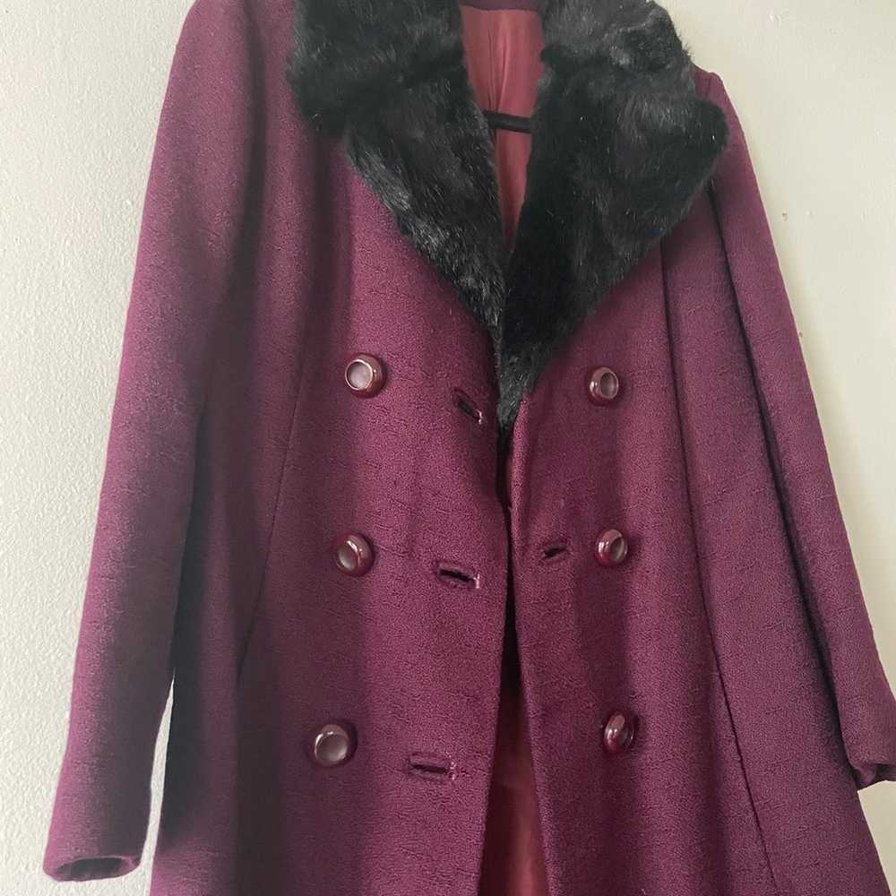 Vintage Coat with Faux Fur Collar - image 2