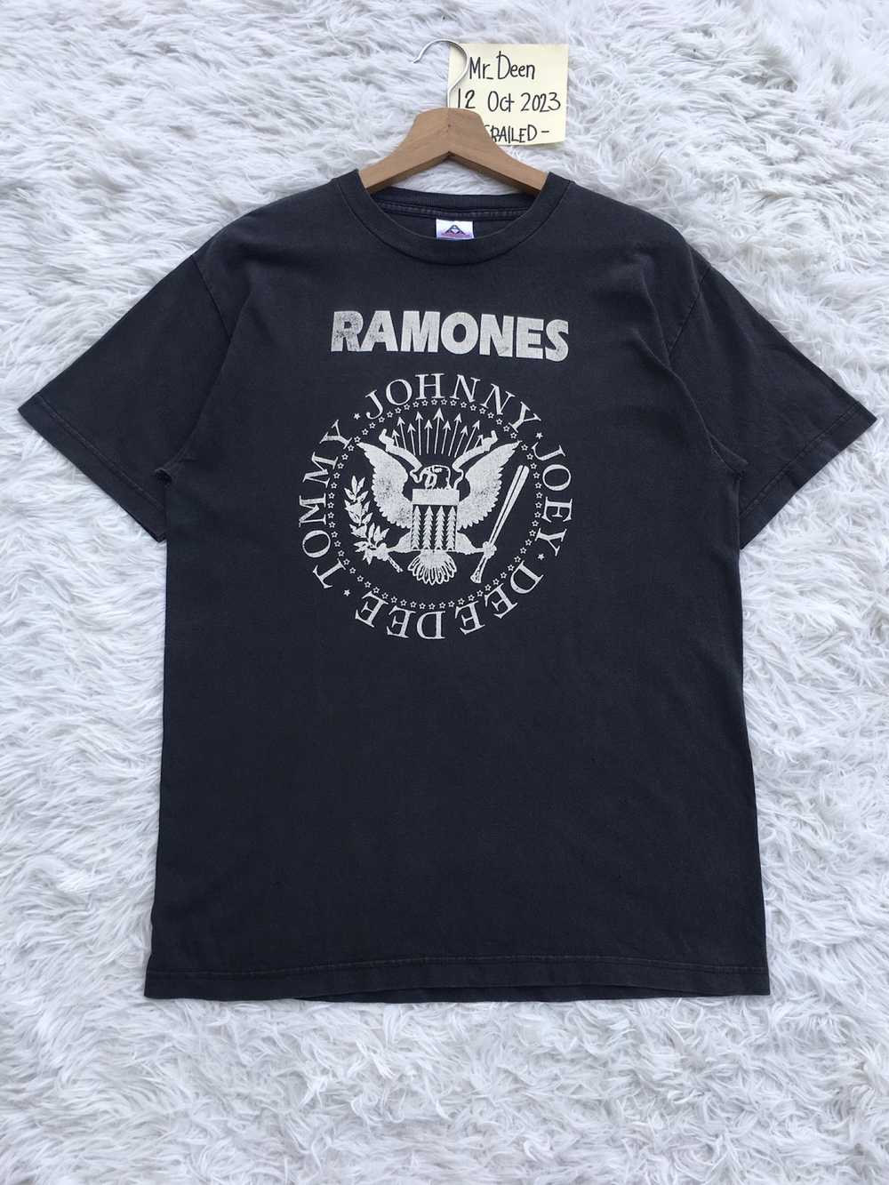 Band Tees × Rock T Shirt Rare Vintage Ramones Tsh… - image 1