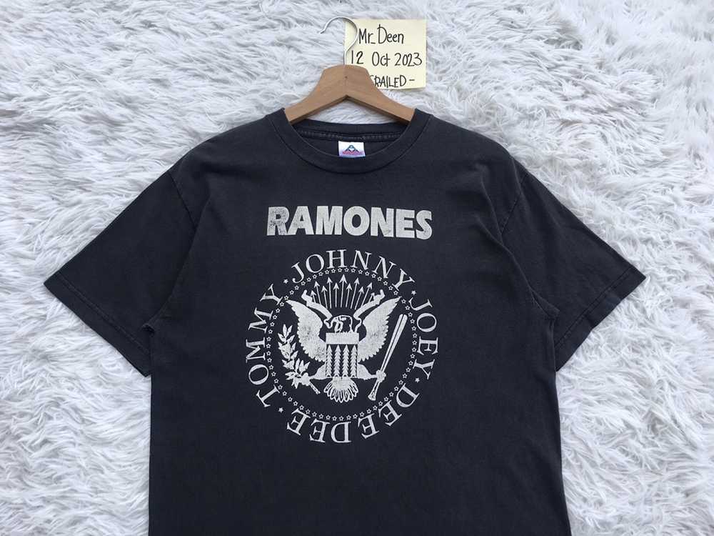 Band Tees × Rock T Shirt Rare Vintage Ramones Tsh… - image 5