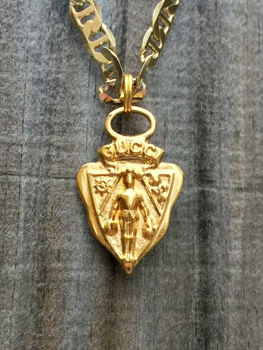 Gucci 20" | Gold Plated Knight Crest Logo Pendant… - image 1