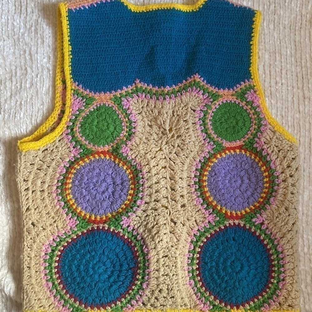 Retro 70s Crochet Vest - image 5