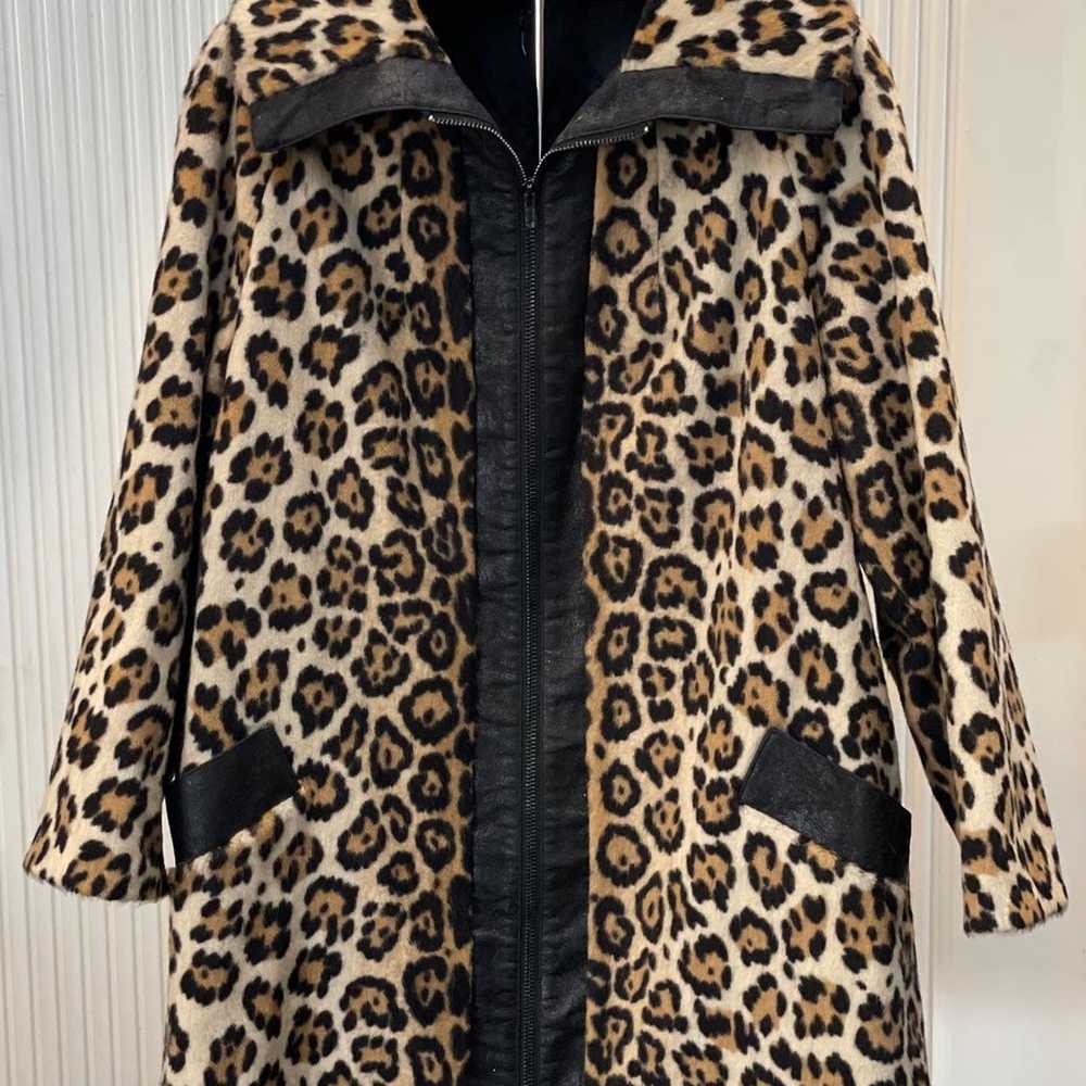 Vintage Leopard Zippered Swing Coat - image 4