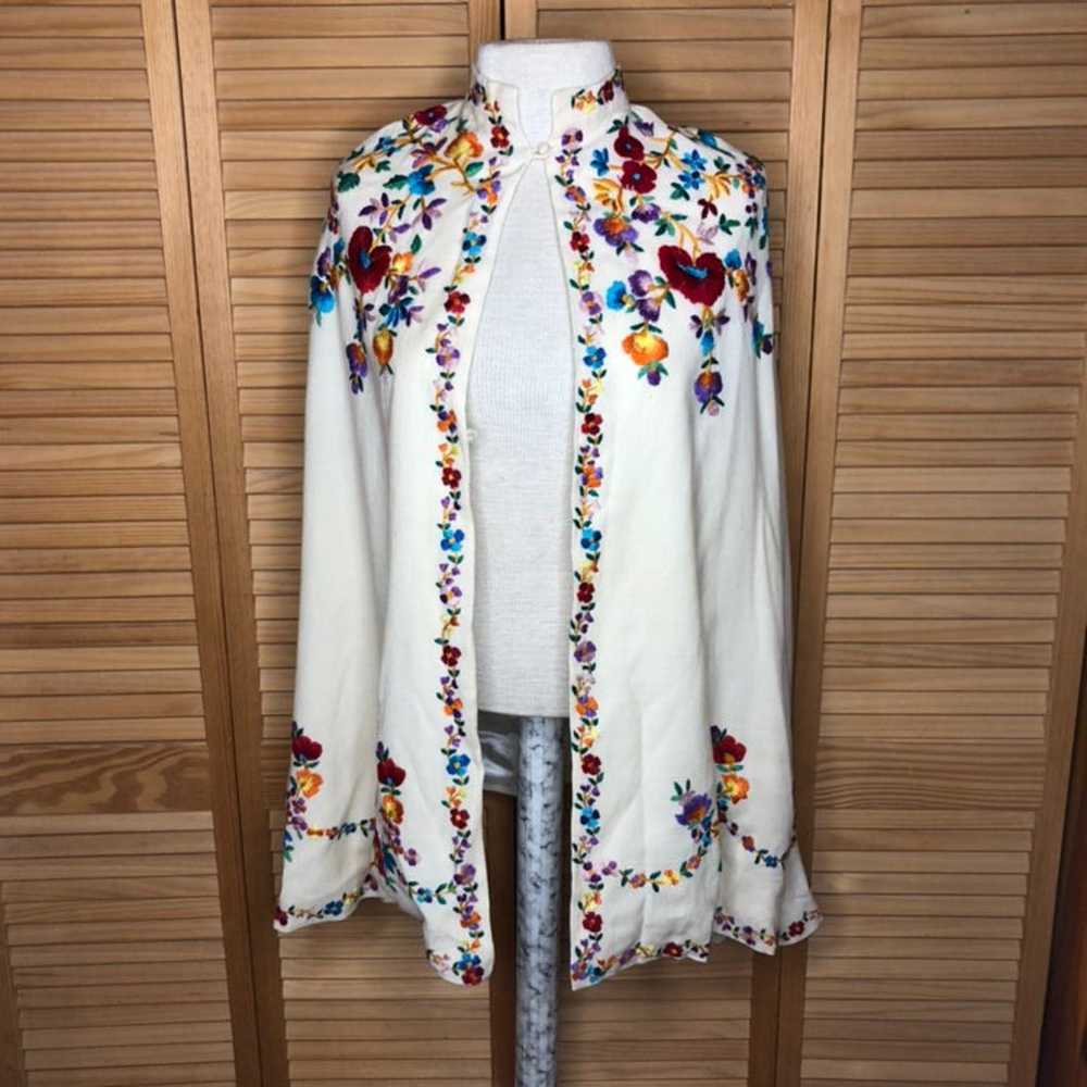 Vintage embroidered wool cape poncho S-M - image 1