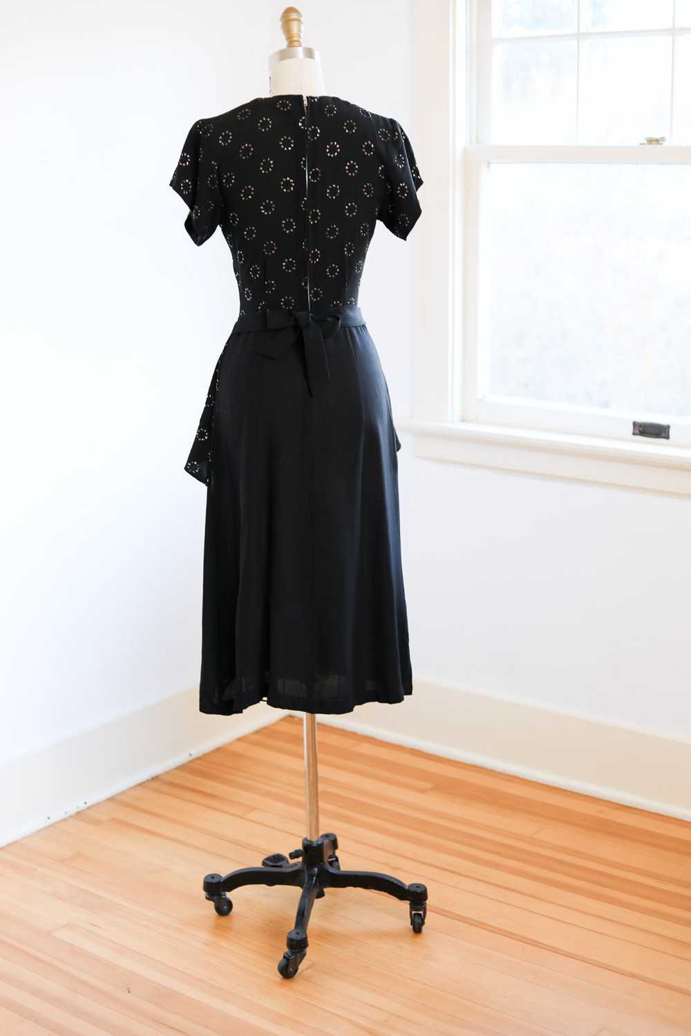 Vintage 1940s Dress - Black Rayon w Peekaboo Cage… - image 8