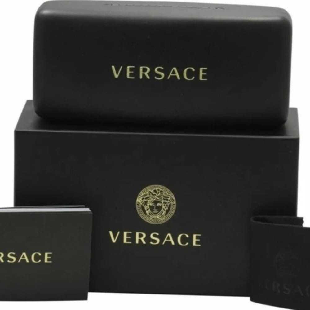 Versace Oversized sunglasses - image 10