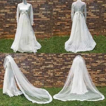 https://img.gem.app/889546228/1t/1701326948/vintage-lace-wedding-dress-veil.jpg