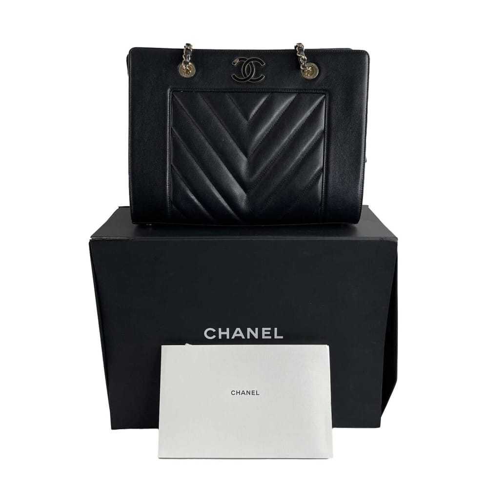 Chanel Leather handbag - image 6