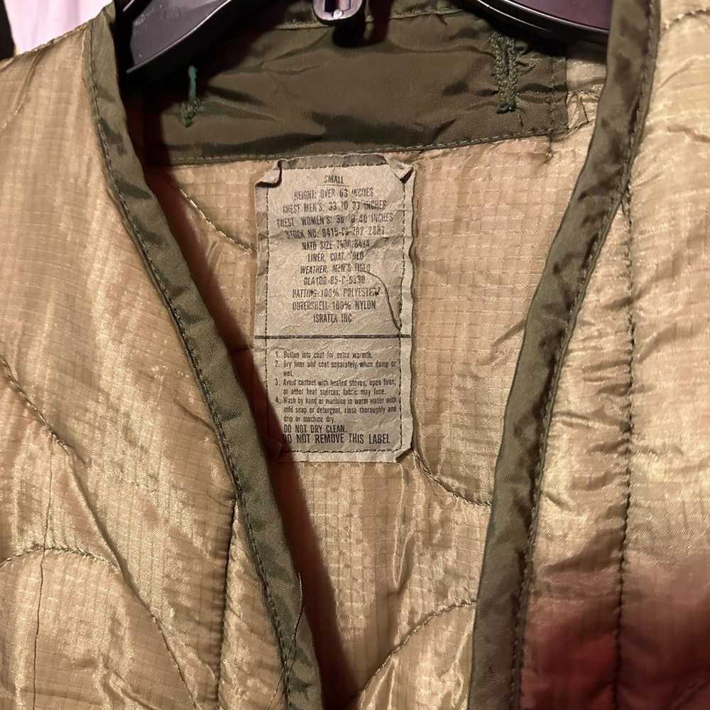 Vintage y2k Puffy Military Liner Jacket. - image 3