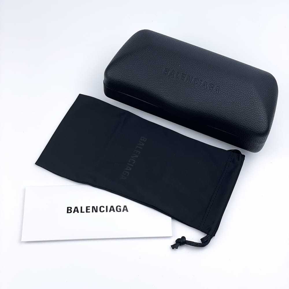 Balenciaga Oversized sunglasses - image 9