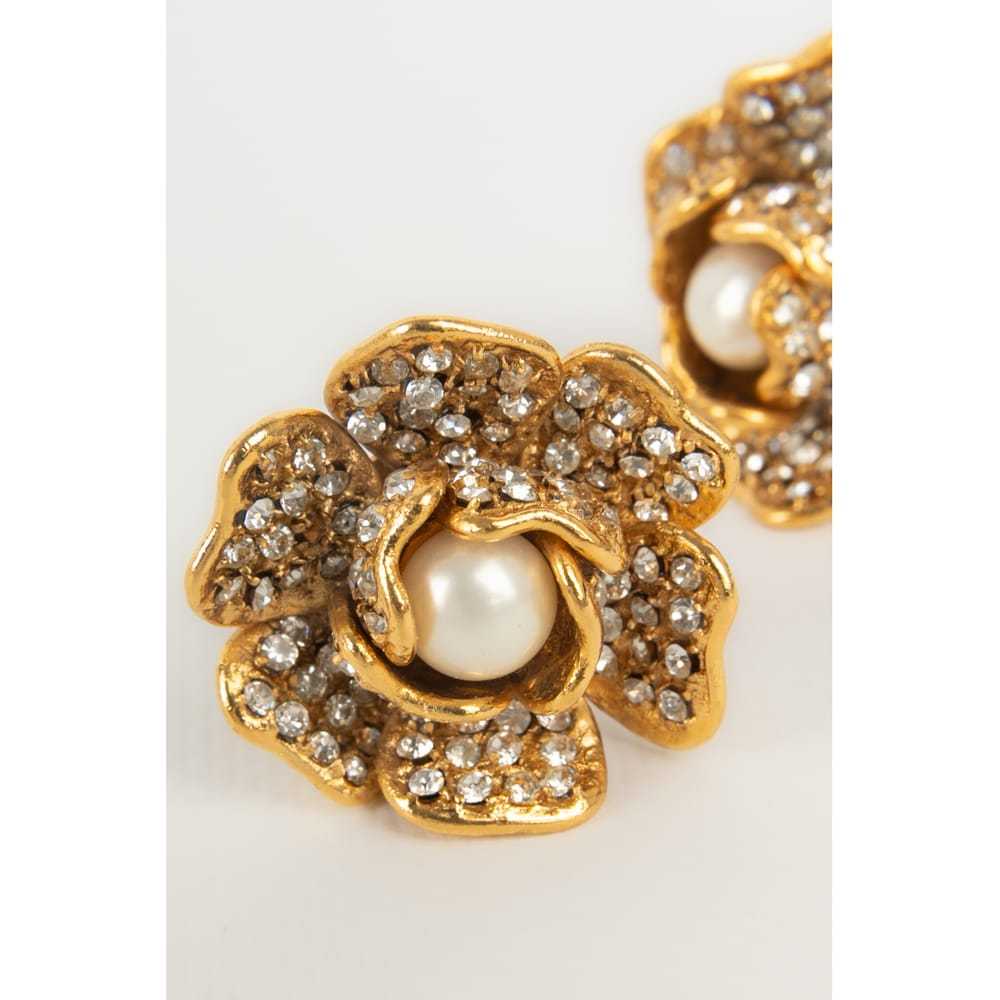 Chanel Camélia earrings - image 3