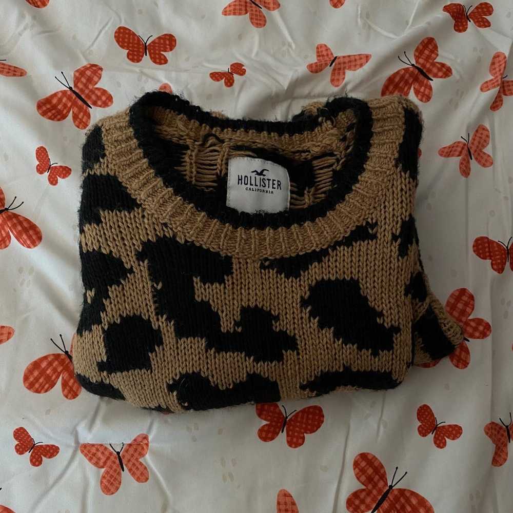 Older Hollister Cheetah Print sweater - image 4