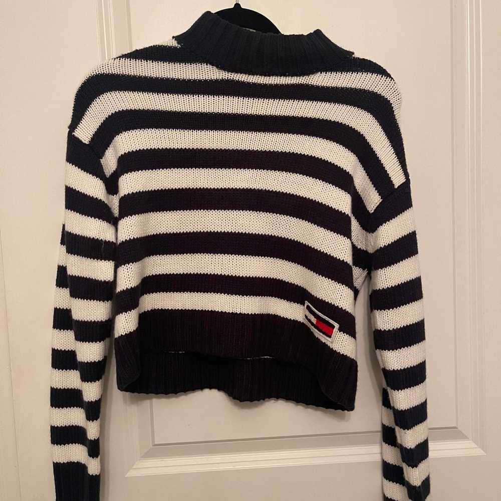 Tommy Hilfiger sweater - image 1