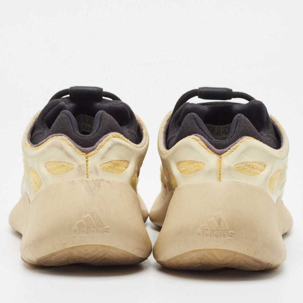 Yeezy x Adidas Trainers - image 4