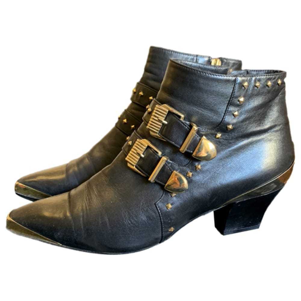 Gianni Versace Leather Cowbabe Boots Gem