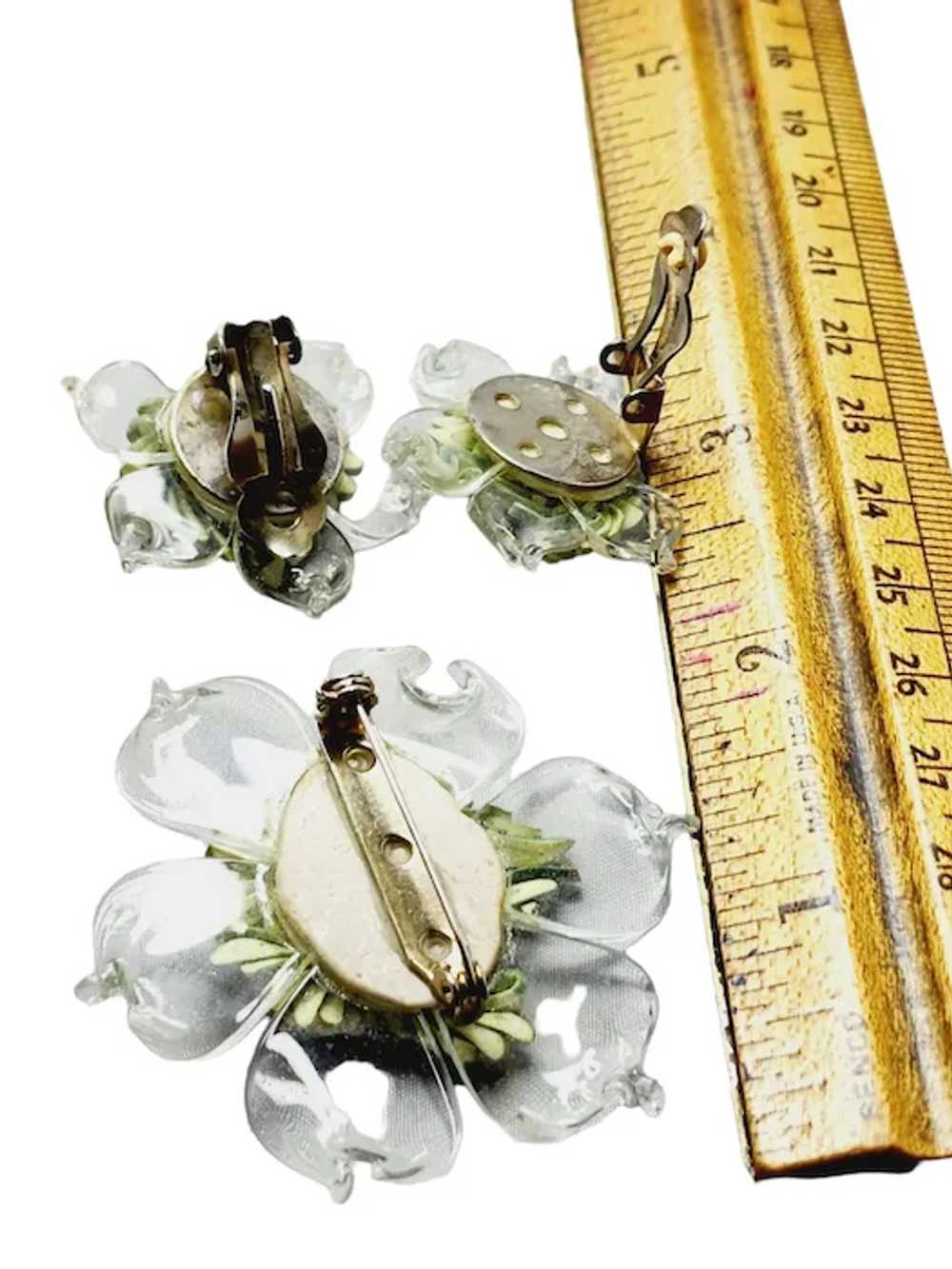 Vintage Rare Glass Flower Brooch & Earrings Set (… - image 3