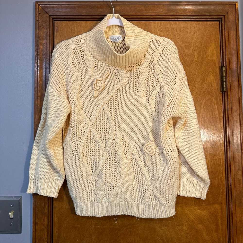 Vintage sweater women’s size large - image 1