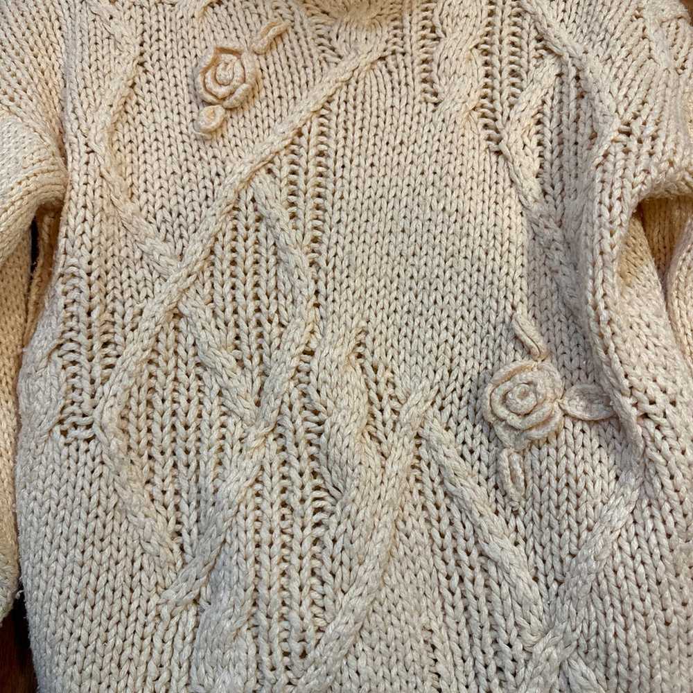Vintage sweater women’s size large - image 4