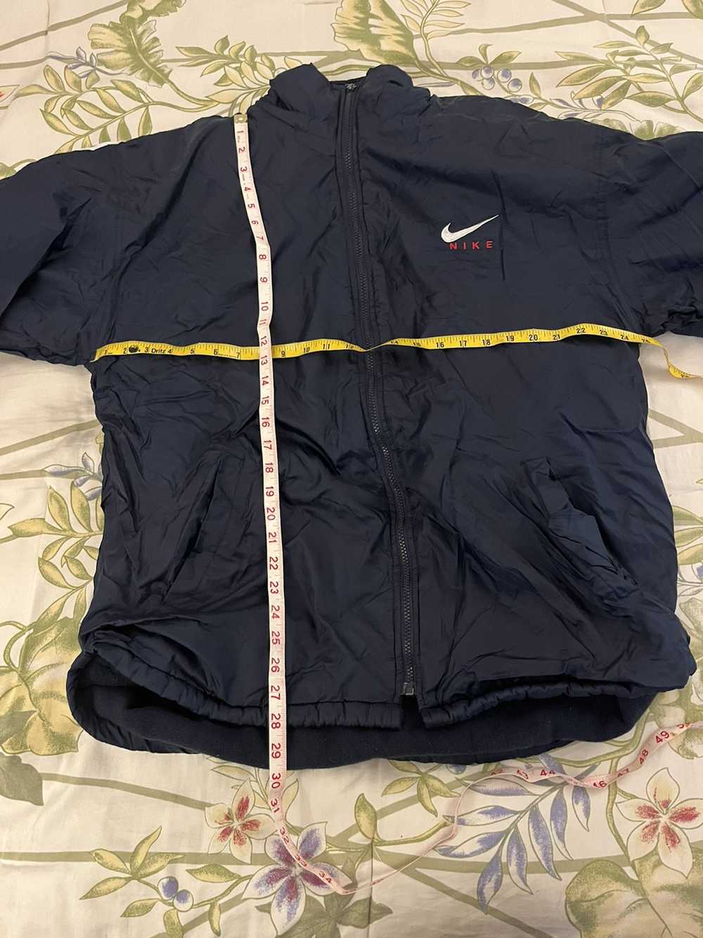 Nike × Vintage 90s Nike puffer navy jacket - image 4