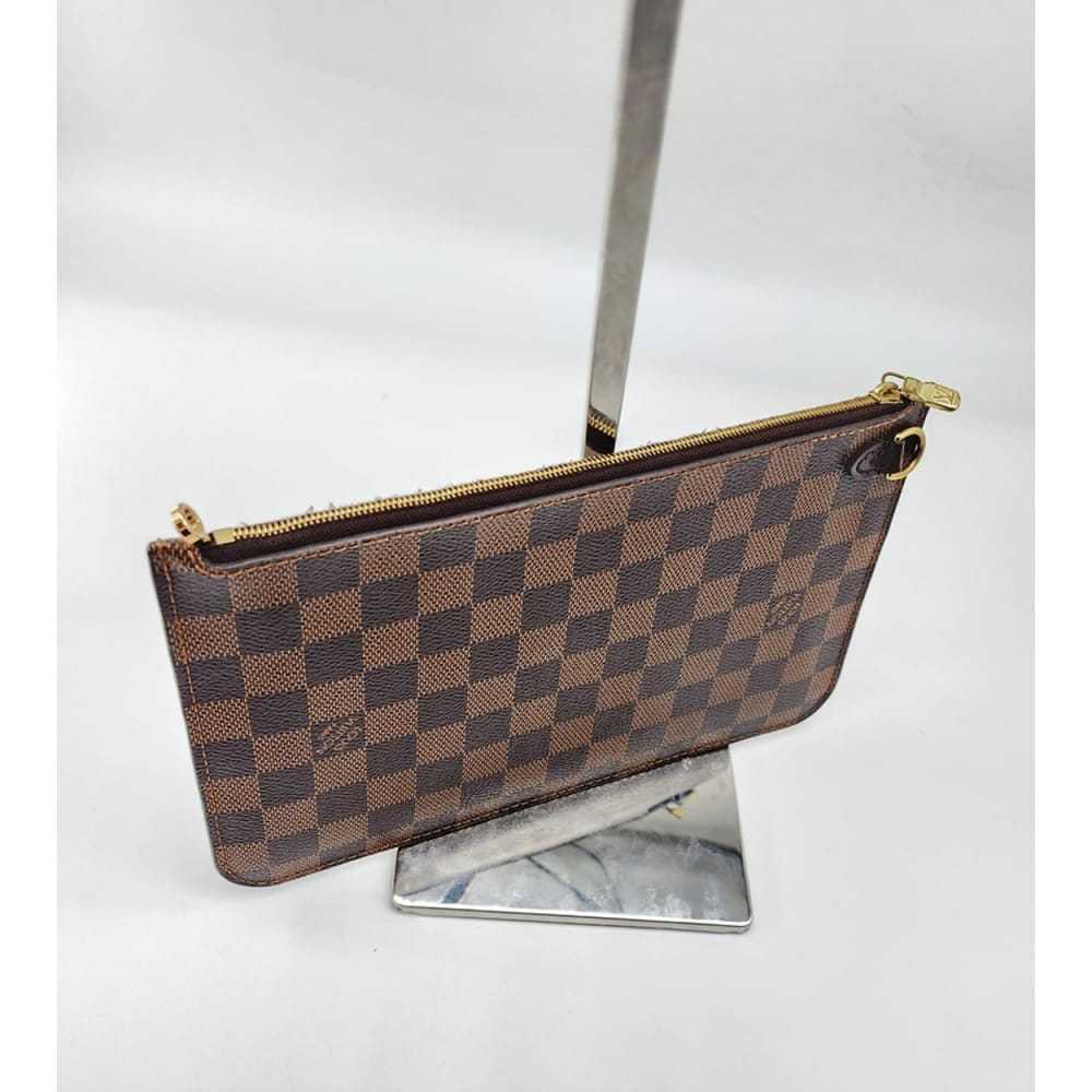 Louis Vuitton Neverfull clutch bag - image 2