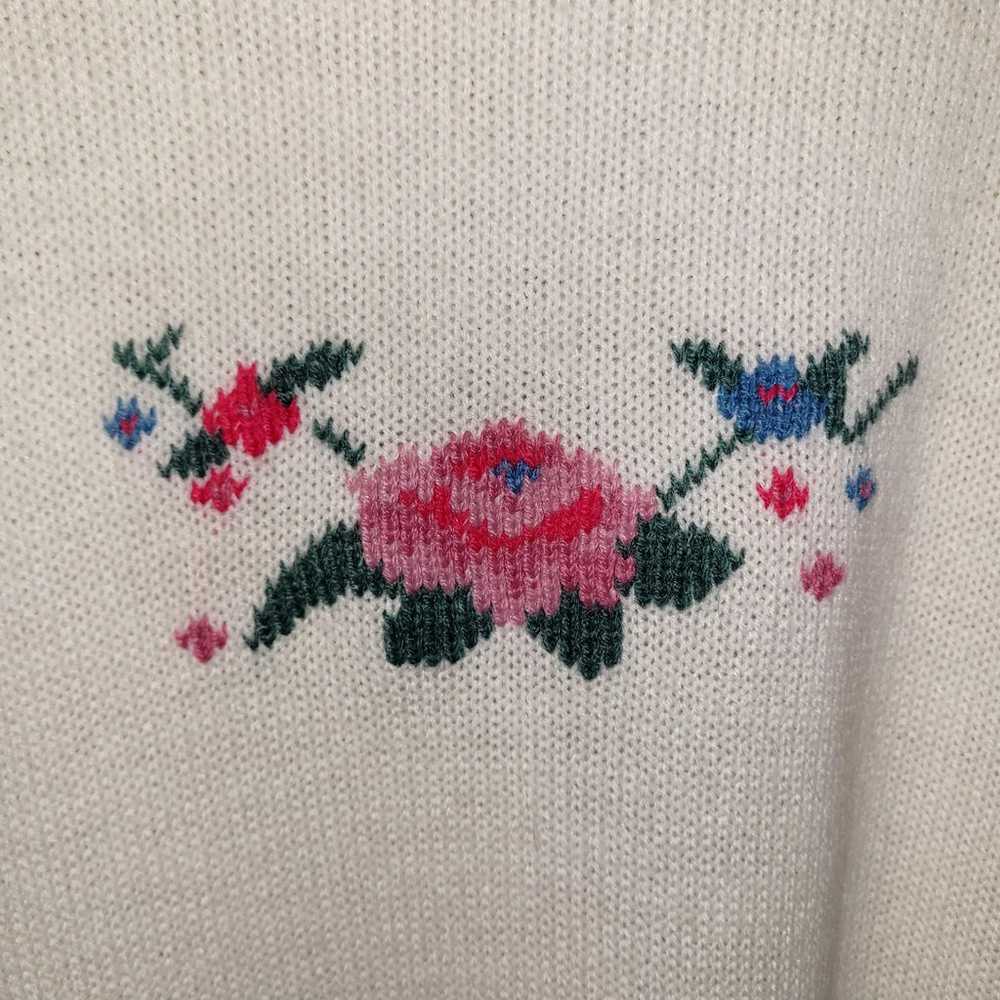 Vintage Wool Cross Stitch Floral 80s Sweater - image 4