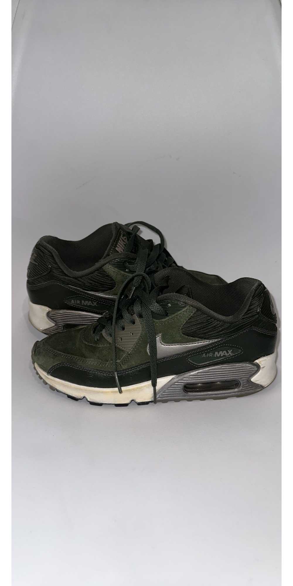 Nike Nike Air Max Womens 7.5 - image 7