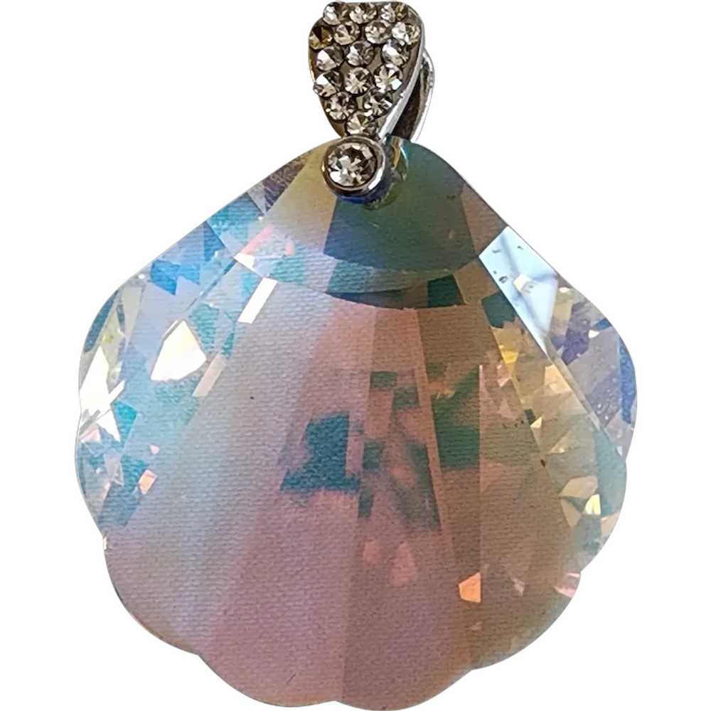 "Swarovski Crystal Shell Shaped Suncatcher Pendant with CZ(Diamonds)