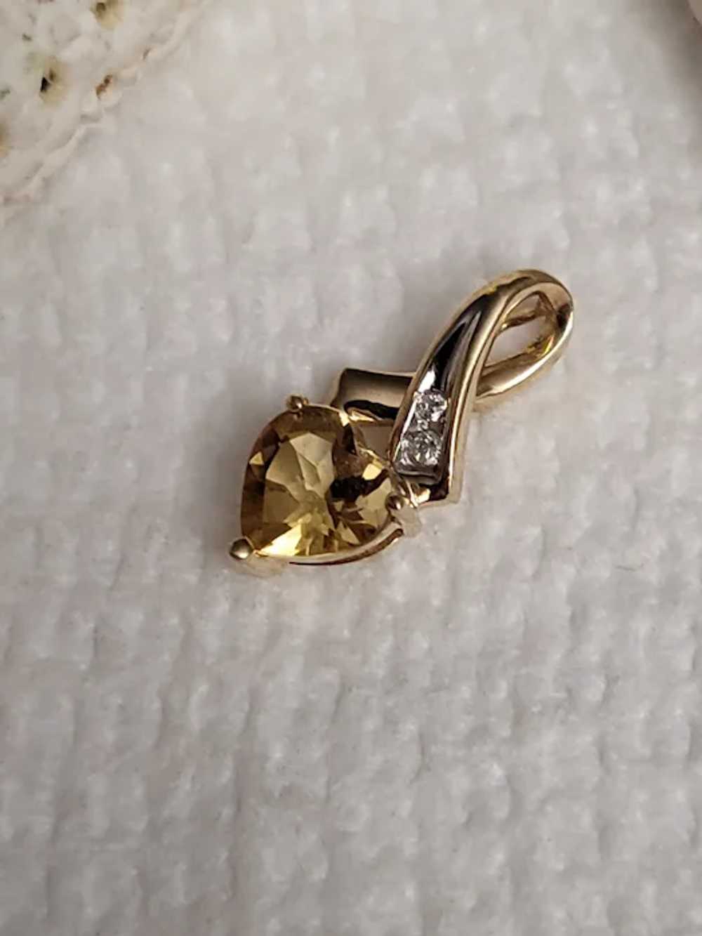 10K Gold .80CT Yellow Citrine Heart Pendant Drop - image 4