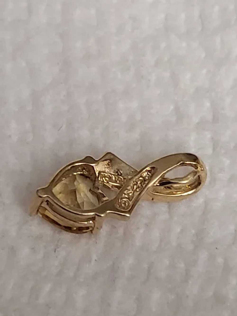 10K Gold .80CT Yellow Citrine Heart Pendant Drop - image 7