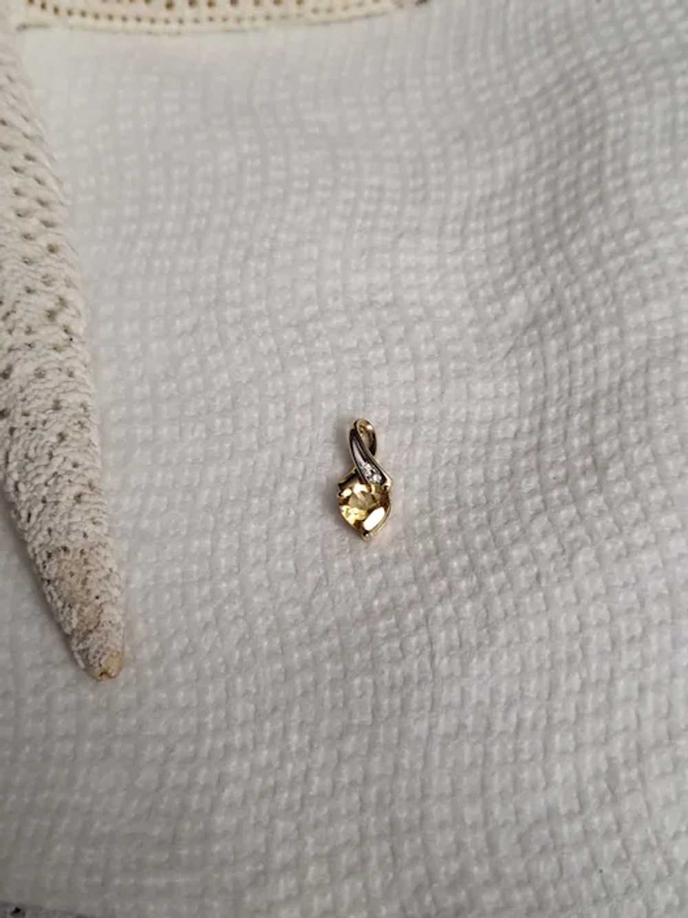 10K Gold .80CT Yellow Citrine Heart Pendant Drop - image 8