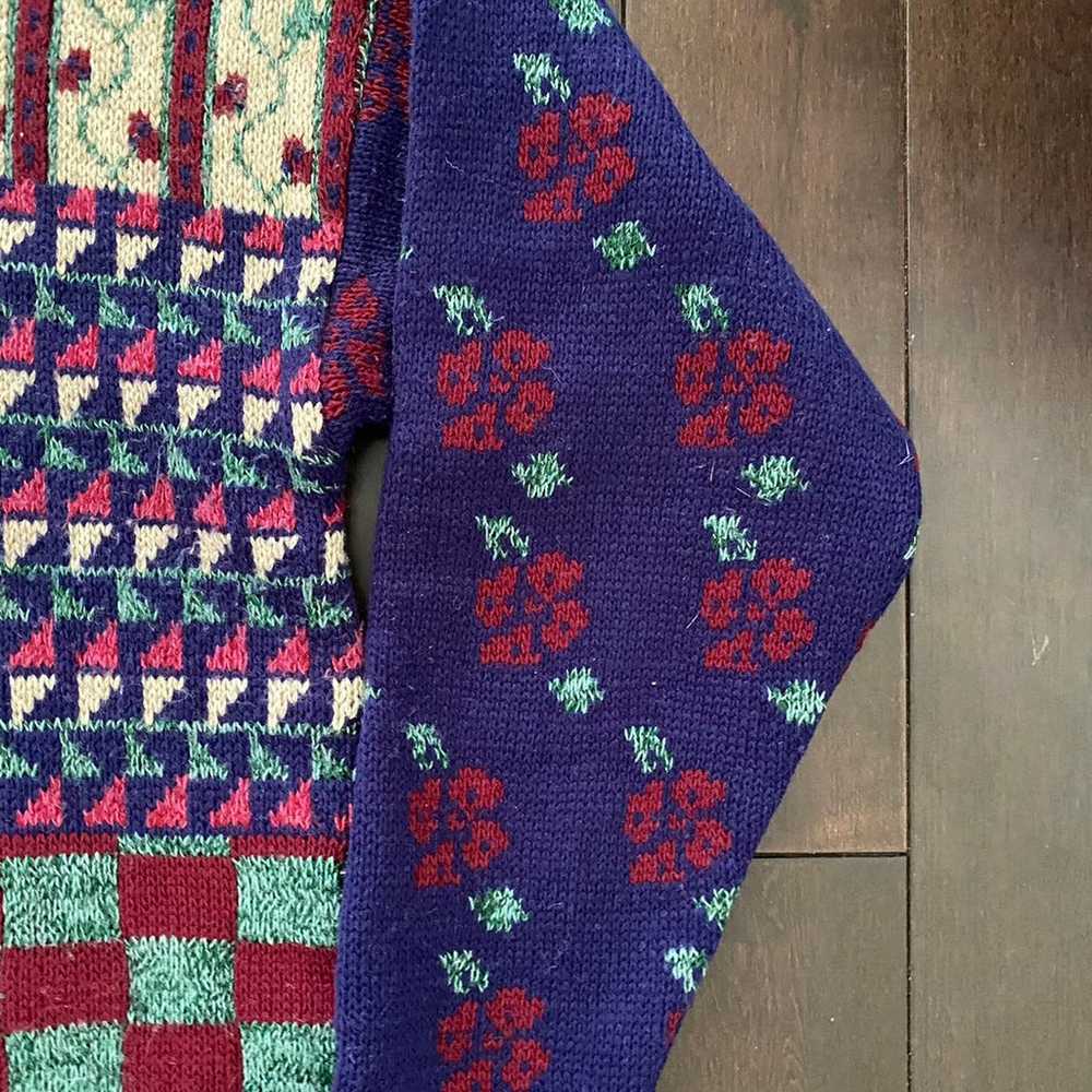 Vintage Rose Quilt Novelty Sweater - image 5