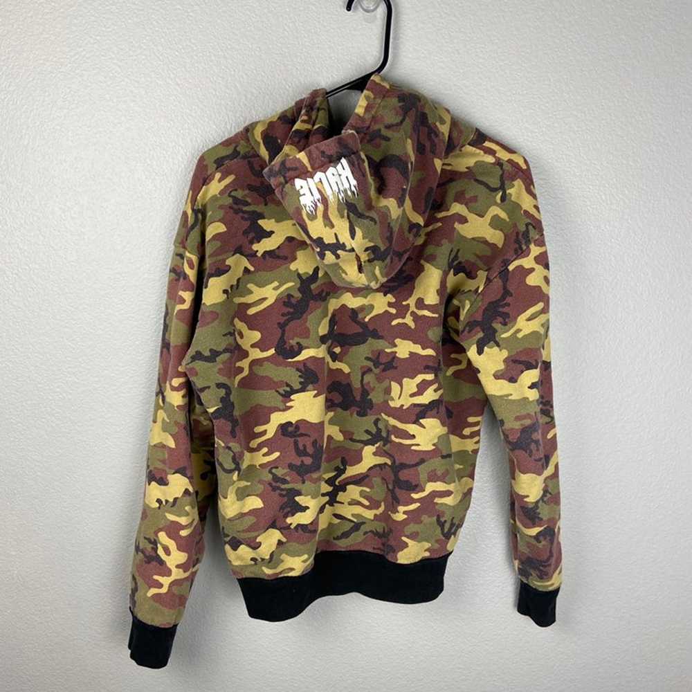 Kylie Jenner Camo Pullover Hoodie - image 7