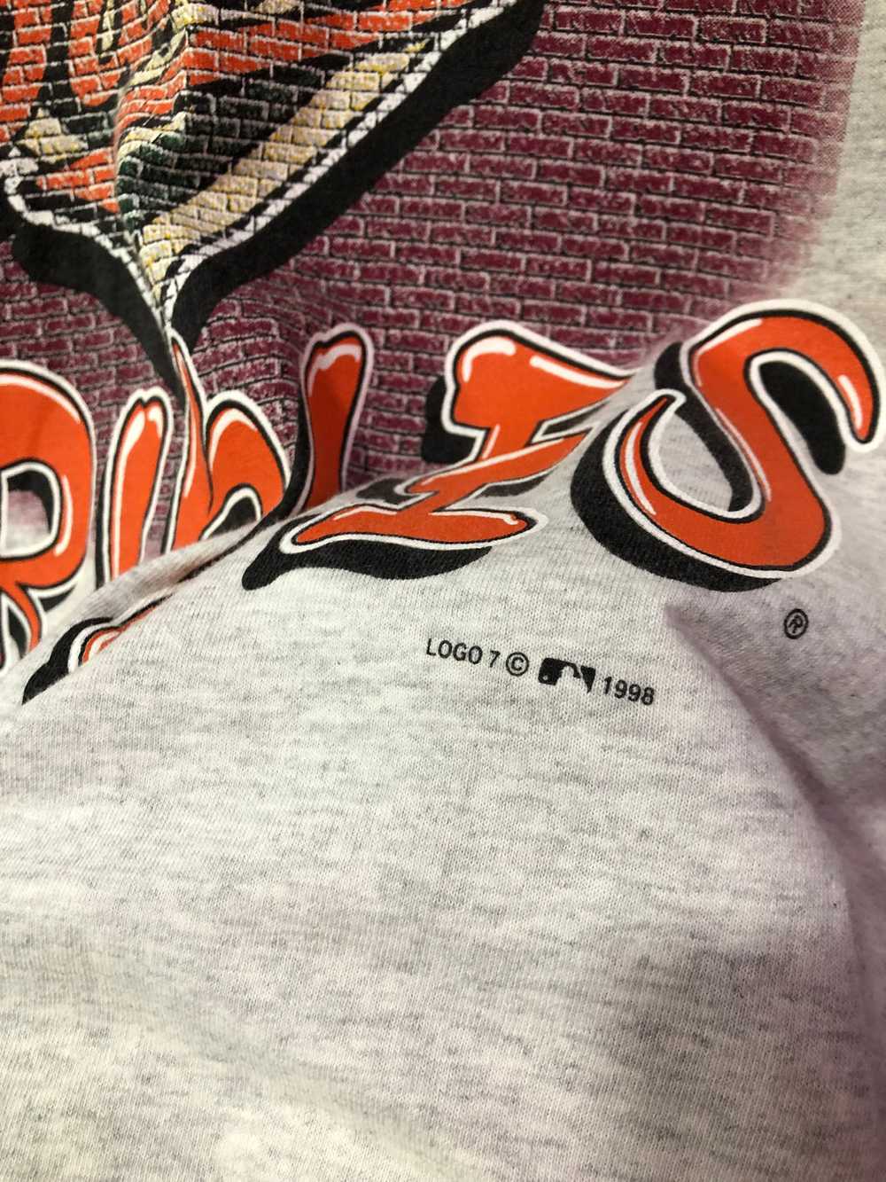 Vintage 1998 Baltimore Orioles Graffiti Tee Size … - image 3