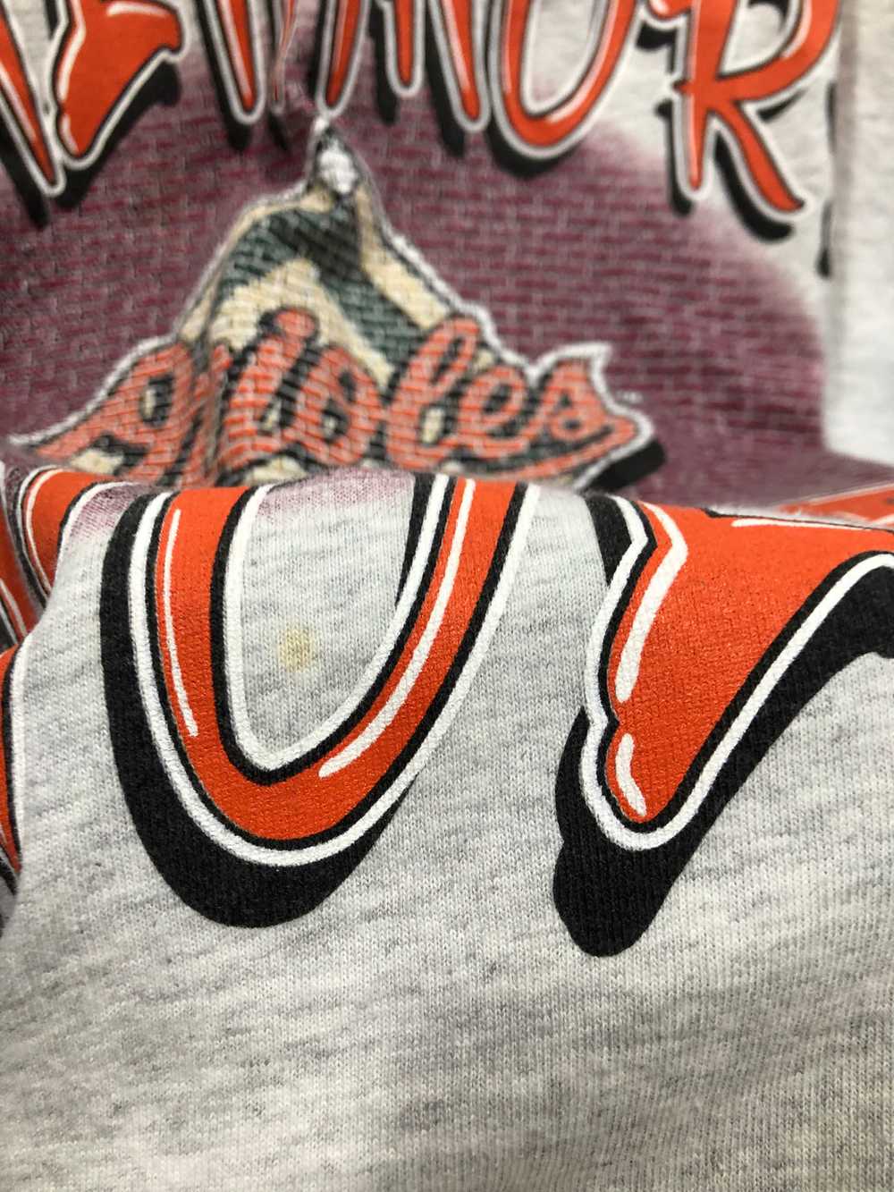 Vintage 1998 Baltimore Orioles Graffiti Tee Size … - image 5